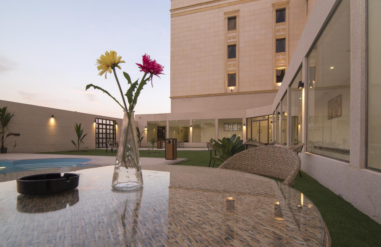 Noon Hotel Suites Khafji Eksteriør billede